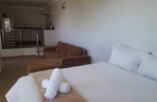 Nyanga Bed & Breakfast | Bedsitter Bed & Breakfast in Nyanga near popular Attractions