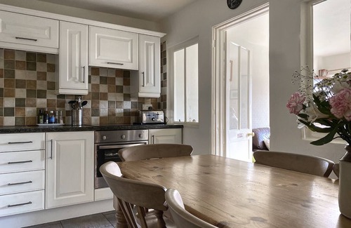 Hartington Cottage | Beech Cottage, centrally situated in the village of Hartington