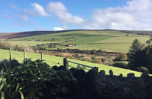Newton Abbot Cottage | Beech Tree Cottage at Blackaton Manor Farm