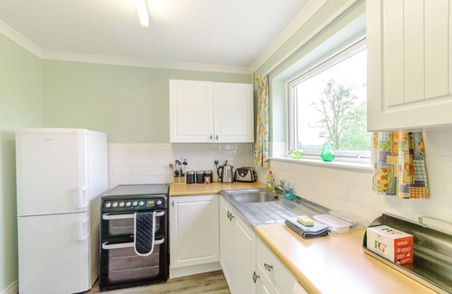 Llanybri Apartment | BEEFS PARK FARM ANNEXE, with a garden in Amroth