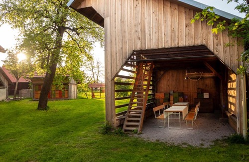 Ribnica Apartment | Beekeeping Kojek