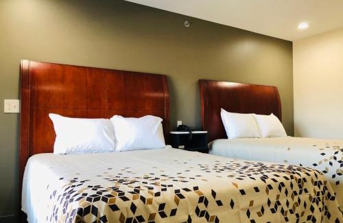Wood River Hotel | BEL AIR MOTEL