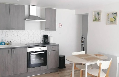 Le Coteau Apartment | Bel appartement de 40 M2 dans petite copropriété