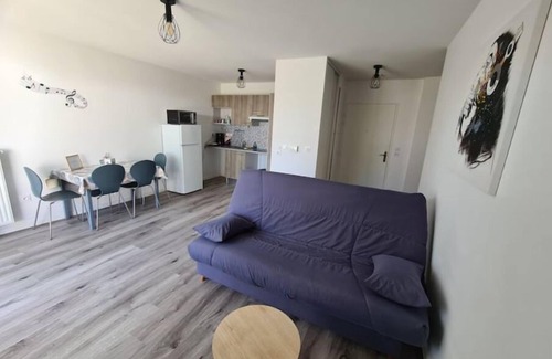 Angoulins Apartment | Bel Appartement Récent Avec Parking