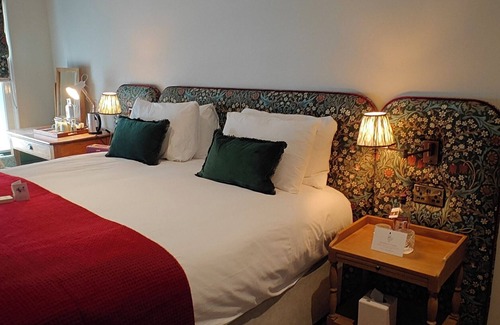 Odiham Hotel | Bel & The Dragon Odiham