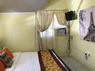 Valencia Bed & Breakfast | Belfort House B&B