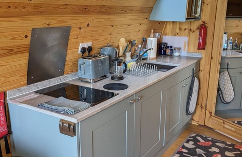 Dunbar Cabin | Belhaven Bay Pod - Luxury Double Bed - Sea View