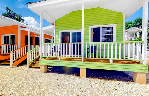 Dangriga Cabin | Belize nature cabin, cozy cabana retreat, family-friendly cabana Dangriga