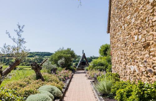 Saint-Desire Other | Bell tenten Domaine Bonneblond