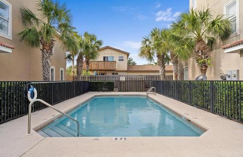 Sunnyside House | Bella Costa 160- Sandy Feet Retreat