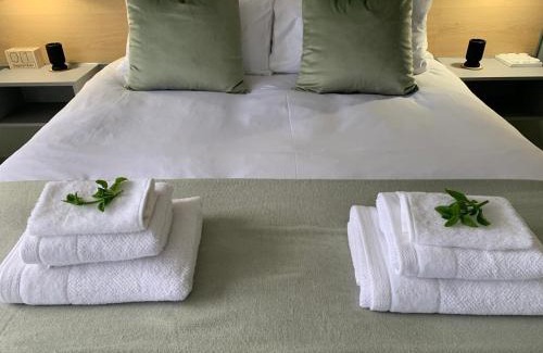 Saint Francis Bay House | Bella Madre Guesthouse