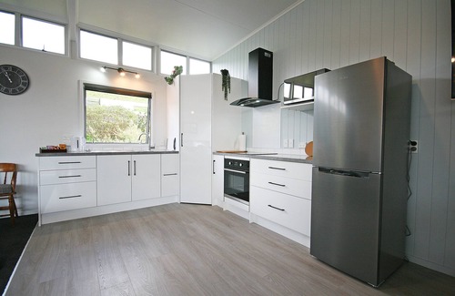 Mangorei House | Bella Park - New Plymouth Holiday Studio