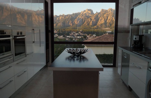 Collbato House | Bella Vista House. Relax, nature and landscape.
