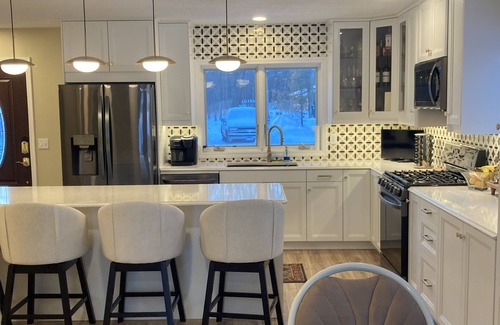 Grandy House | Bella Vista - Stunning modern Lakeshore home on Pokegama lake in Pine City, MN