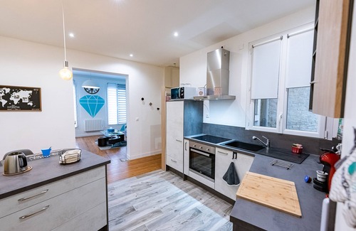 Downtown Le Havre Apartment | Bella vita