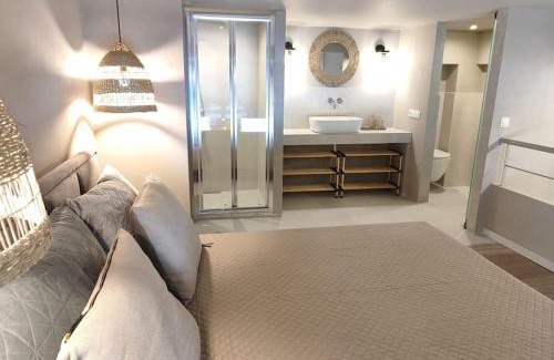Neoi Epivates Apartment | Bellaqua seaview loft suite