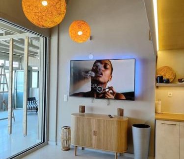 Neoi Epivates Apartment | Bellaqua seaview loft suite