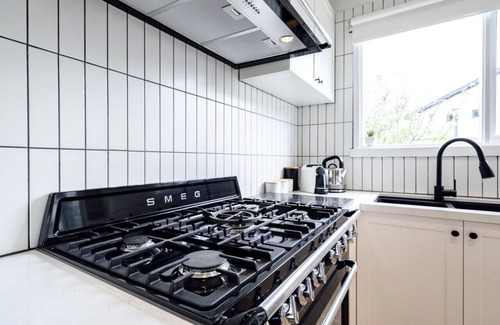 Portarlington House | Bellarine Retreat - Pet friendly