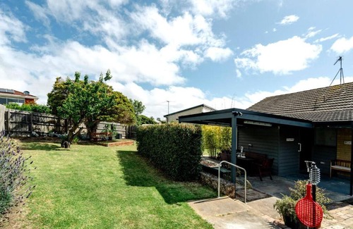 Portarlington House | Bellarine Retreat - Pet friendly