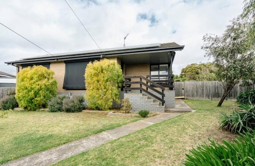 Portarlington House | Bellarine Retreat - Pet friendly