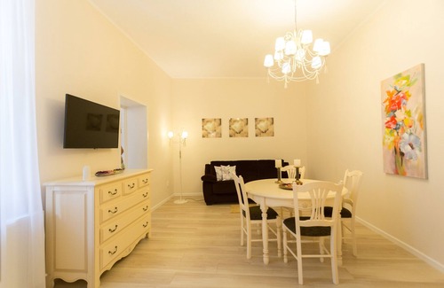 Sibiu Old Town Apartment | Belle Sophie by Paltinul