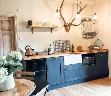 New Forest District Bed & Breakfast | Belle Vue Farm B&B
