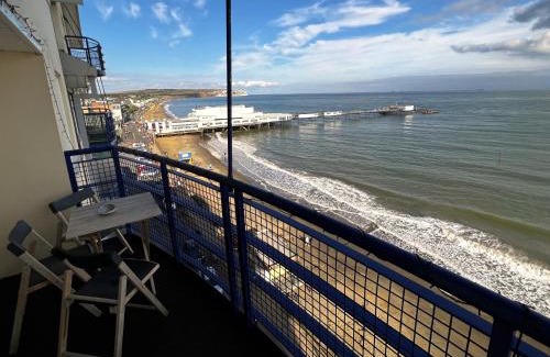 Sandown Apartment | Belle Vue