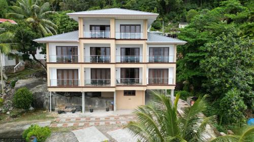 Zig Zag Ward Apartment | Belle Vue Lodge