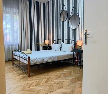 Old City Apartment | Belle Vue Ultracentral Apartments