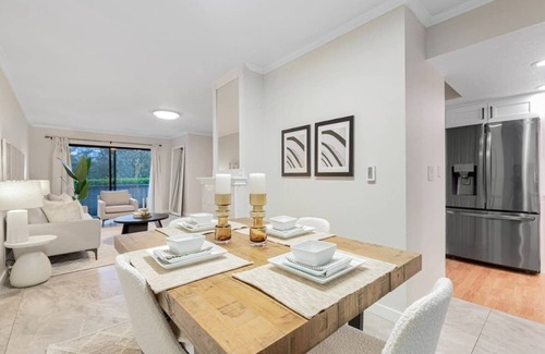 Northwest Bellevue Apartment | Bellevue Modern Luxe Townhouse near DT/520/I405