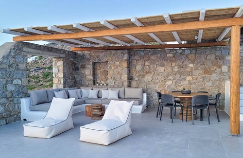 Maragas Villa | Bellevue Villa Three - 130sqm villa, infinity private pool and outstanding view!