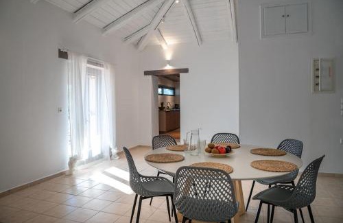 Argassi House | Bellezza House
