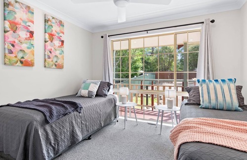 Kurrajong Heights House | Bells Rest -With a View