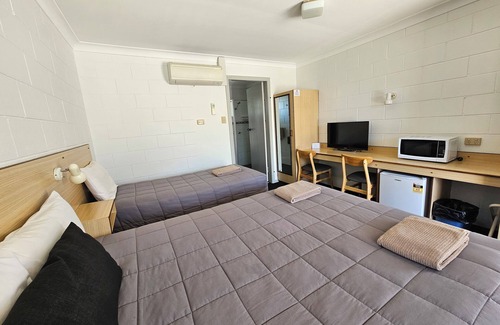 Narrabri Hotel | Bellview Motel