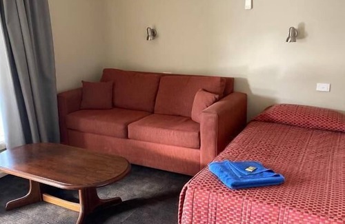 Narrabri Hotel | Bellview Motel