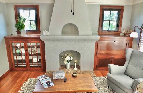 Belmont Heights Apartment | Belmont Boutique - Dream Retreat for 2