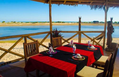 Kirindy Mitea National Park Hotel | BELO BEACH