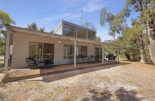 Forge Creek House | Beluga - Waterfront Retreat