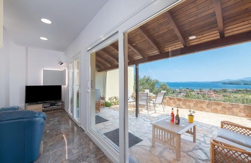 Ipsos Villa | Belvedere ,Pyrgi,Corfu ,stunning Ipsos bay view