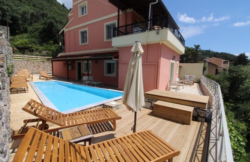 Ipsos Villa | Belvedere ,Pyrgi,Corfu ,stunning Ipsos bay view