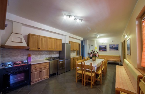 Antey-Saint-Andre Apartment | Belvilla by OYO Chalet Antey Grande Diciotto