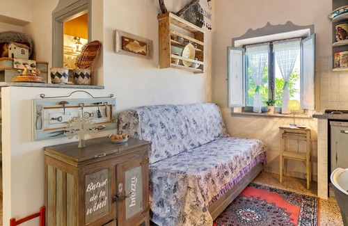 Stroncone Apartment | Belvilla by OYO Antico Leccio