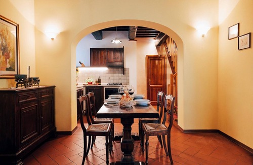 Camucia House | Belvilla by OYO Melograno