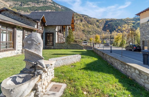 Benasque Apartment | Belvilla by OYO NATUSliving Benasque E