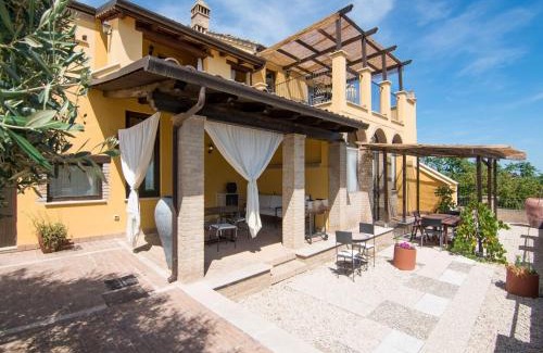 San Savino Apartment | Belvilla by OYO Rosa