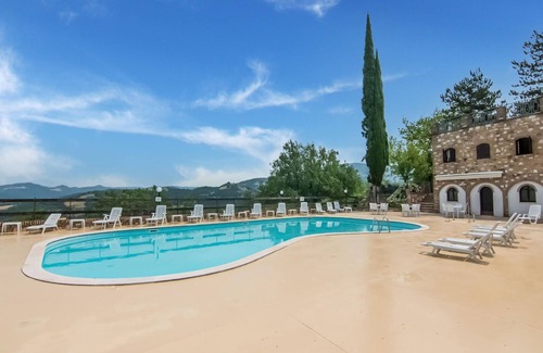 Fermignano Villa | Belvilla by OYO Villa Serra Alta 31