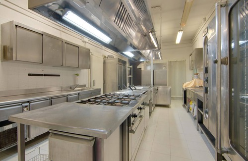 Fermignano Villa | Belvilla by OYO Villa Serra Alta 25