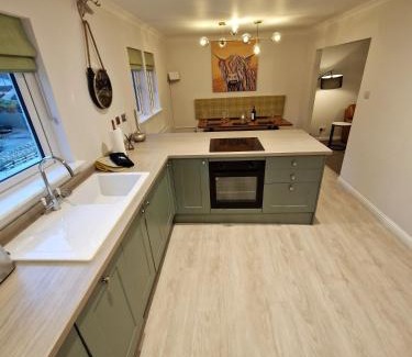 Cairndow Apartment | Ben Arthur Apartment
