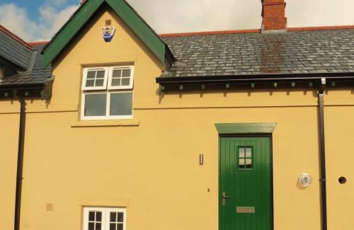 Bushmills House | Ben-Ry Cottage, Bushmills, River views