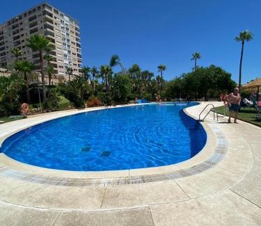 Torrequebrada Apartment | Benalmadena Suite Vistas panorámicas, 2 piscinas, Area infantil, Bar, Jardines y Tenis